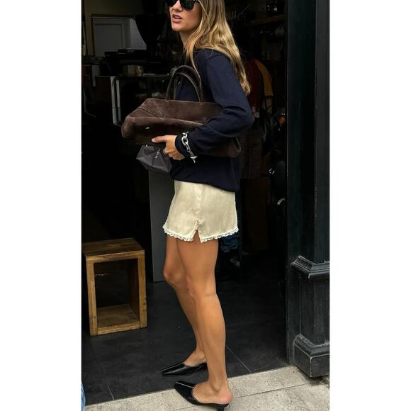 Vintage Charmode Ivory Lace Slip Skirt S/M - Picture 10 of 12